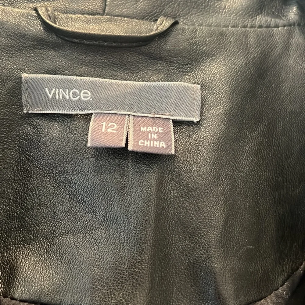 Gorgeous Vince leather tuxedo blazer/jacket - Picture 2 of 6